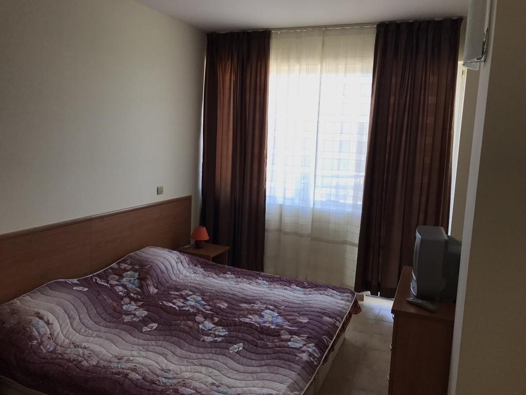 Paradise Green Park Apartment Golden Sands Exterior photo